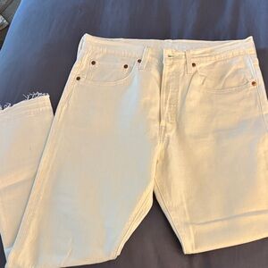 Levi's Women's White Skinny Ankle Jeans, raw hem, button fly.  Never worn
